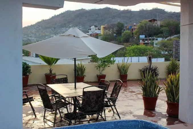 Hotel Corona Zihua