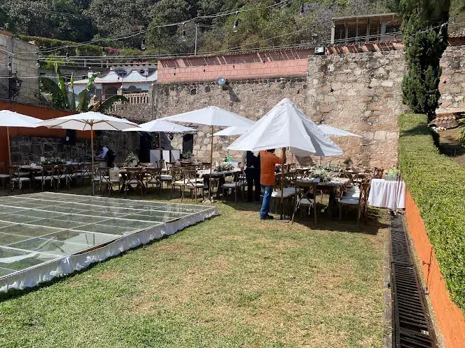 Casa estilo Campirano Jardín de los Soles