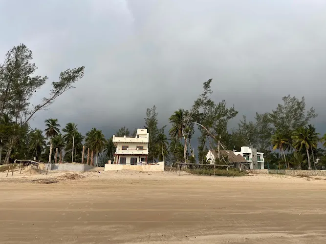 MA’UI Beach & Lagoon