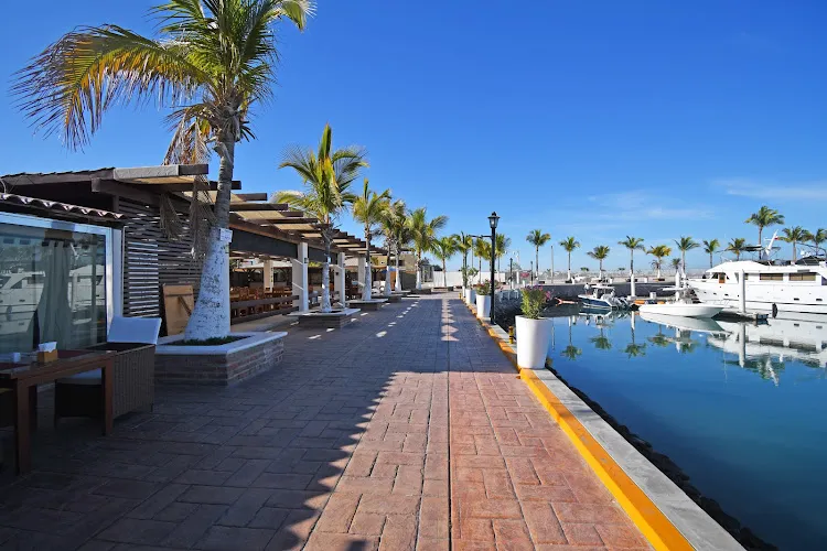 The Westmarine Waterfront Hotel