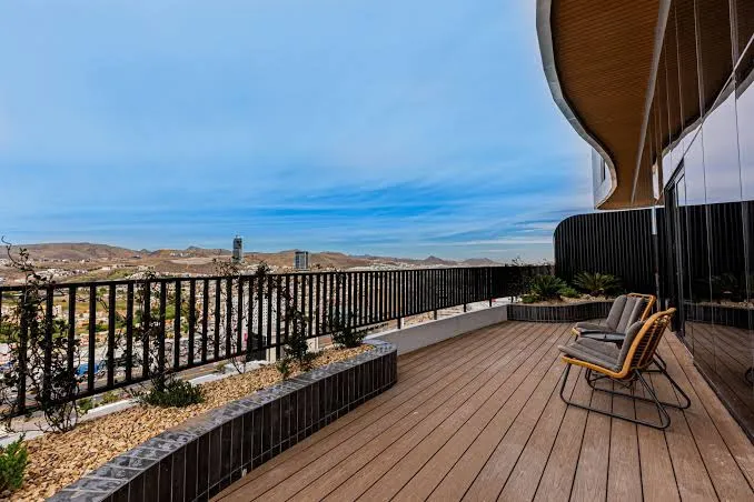 Vetta, Distrito Uno, Autograph Collection